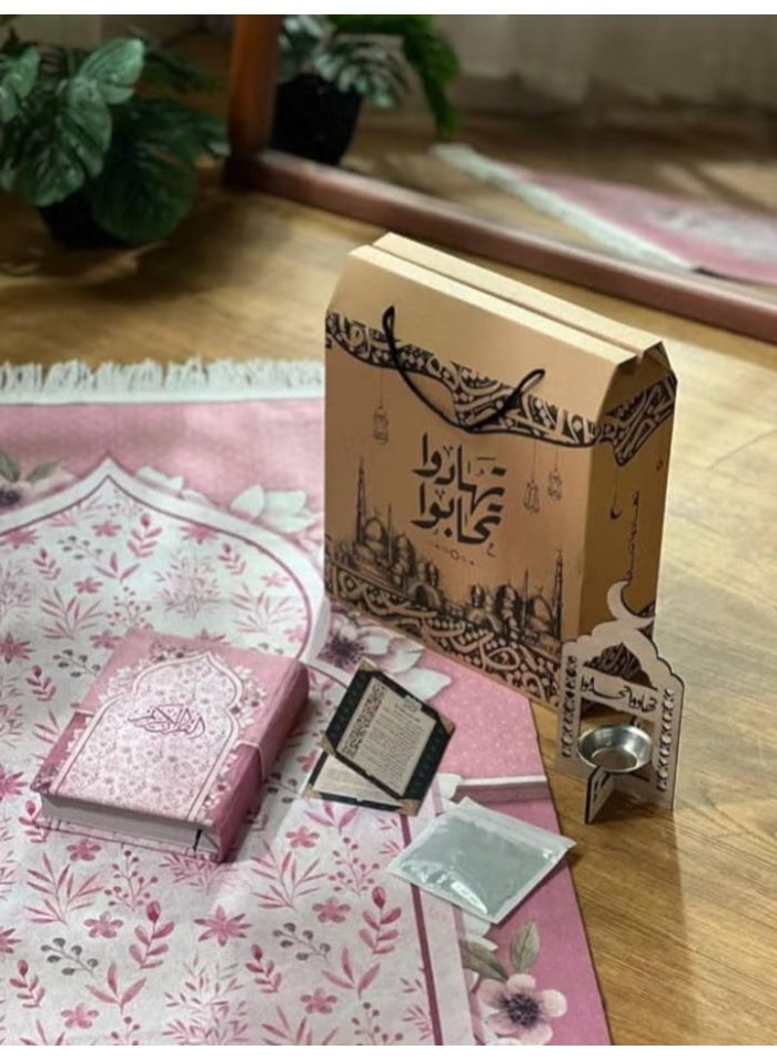 طقم هدية متكامل بسجادة صلاة ومستلزمات أخرى—هدية راقية ومميزة تعبر عن الاهتمام والمعنى. - Image 3